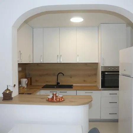 Tvrtko Apartment *